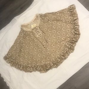 Lace poncho style top. Women’s large